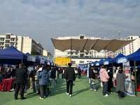 我校举办2025年河池市离校未就业高校毕业生就业攻坚行动暨河池学院2026届毕业生冬季校园双选会