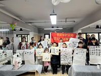 笔墨润童心 非遗进社区——非遗国画体验活动点亮孩童艺术梦