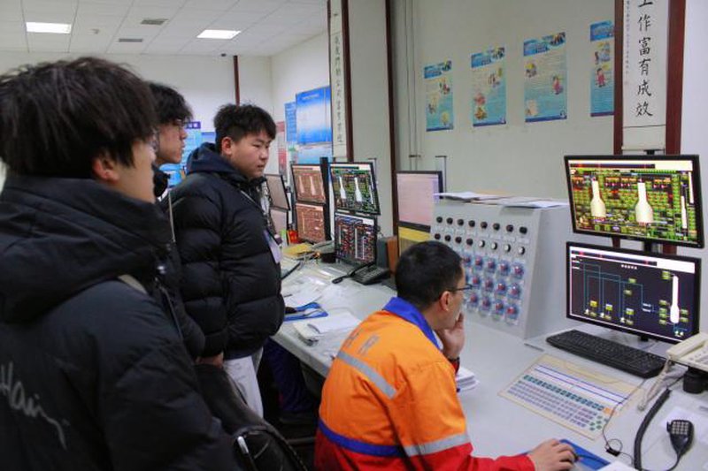 b9e320293bee00028f46c5a0b9467cc