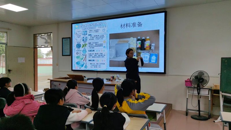 15871a592c814b84f5de1b3109de7a0c