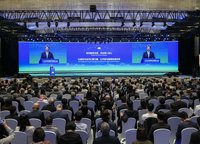 镜识科技亮相2026世界数字教育大会&第七届 “中外人文交流小使者” 具身智能赋能青少年科创教育