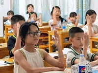 普法绘歌练普通话,志愿相伴欢度假期