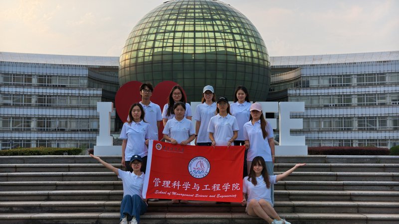 兴粮笃行赴乡野 青年调研守粮安