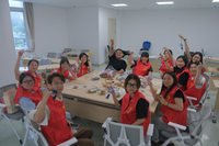 草木凝香，匠心传情——福建医科大学第一临床医学院实践队开展中药香囊制作活动